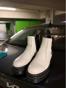 White DOC Martens W7