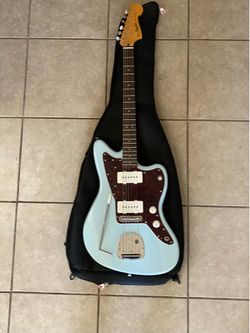 Squier Classic Vibe '60s Jazzmaster Limited-Edition Electric Guitar Daphne Blue