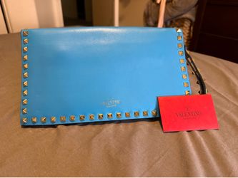 Valentino Garavani Rockstud Flap Clutch in blue lambskin leather ($400) original $900