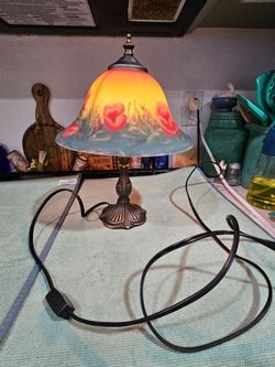 Dale Tiffany Reverse painted poppies Lamp