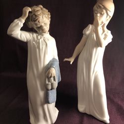 LLADRO Nao Porcelain Figurines Yawning Girl and Boy with Slippers 1977