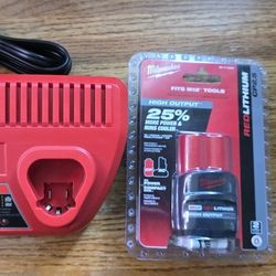 M12 2.5 Battery And Charger