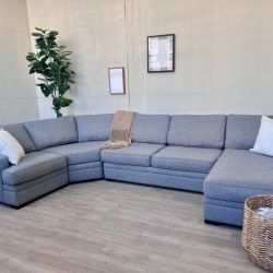 WE DELIVER! 🚚 - Jordan’s Furniture Modern Gray U Sectional Couch with Chaise