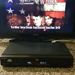 Sony DVD CD Player Dolby Digital DTS Surround Sound