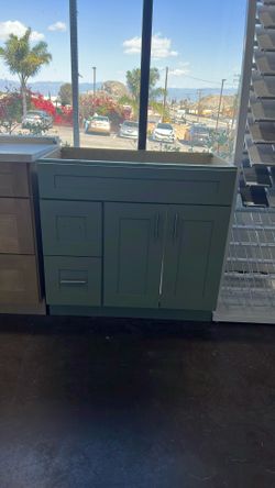 Green Cabinet