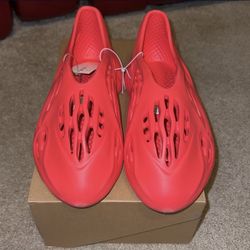 Yeezy Foam Runner Vermillion Size 9 