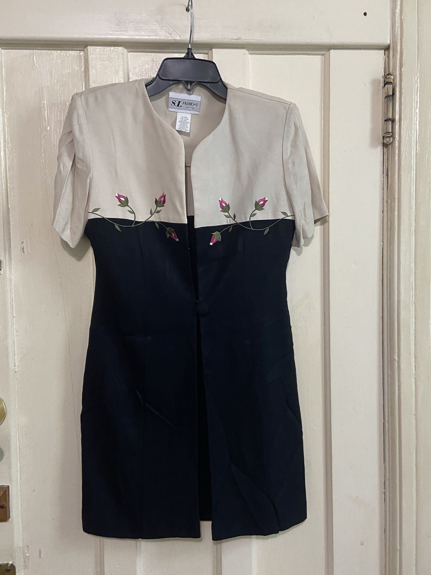 SL fashion opened cardigan top Size 4