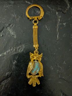 Vintage Owl Gold Tone Green Accent 4" keychain