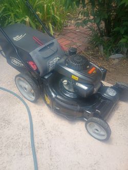 Craftsman self propelled powered by honda