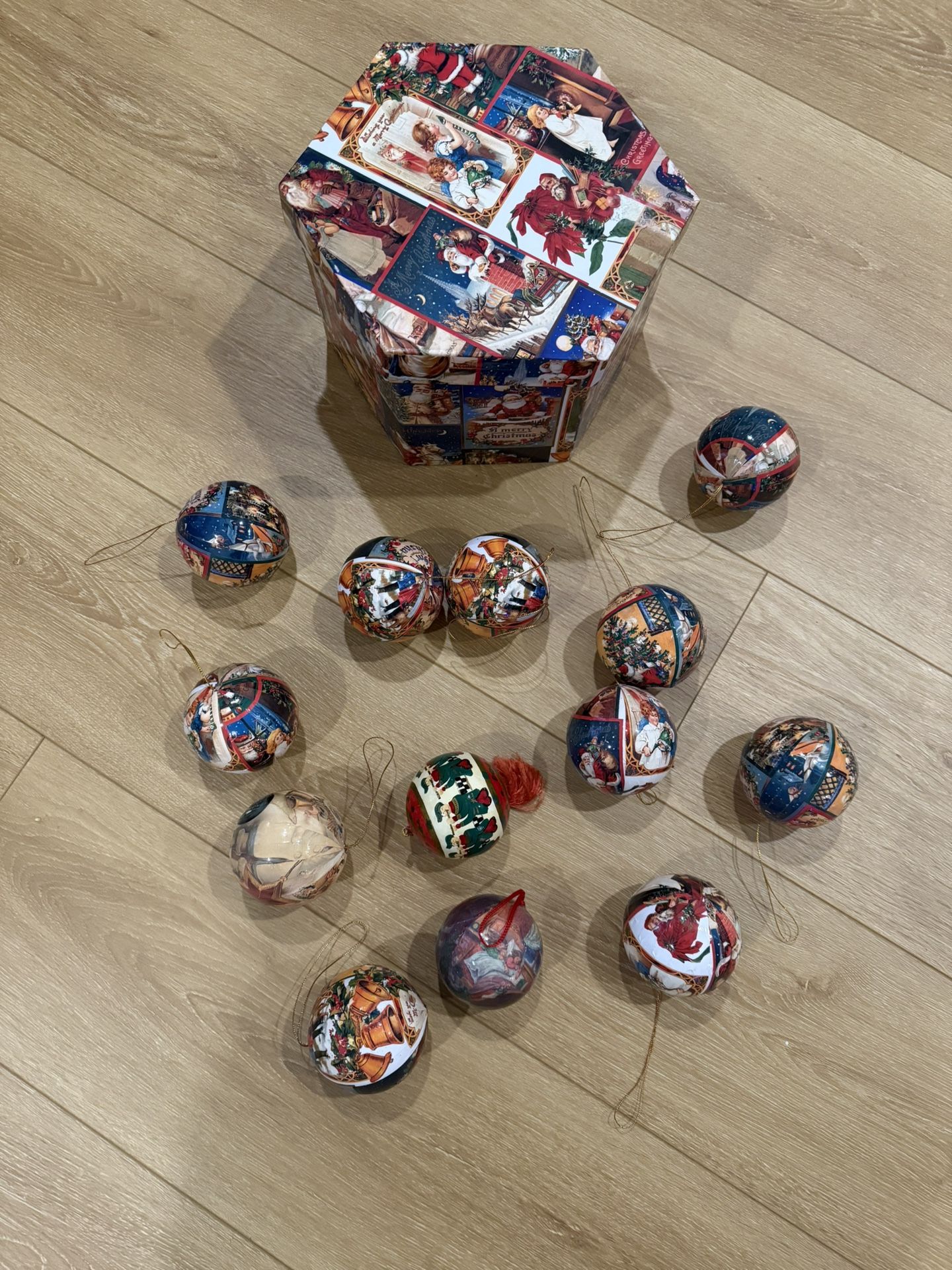 VINTAGE CHRISTMAS DECOUPAGE ORNAMENT LOT