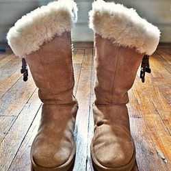 Ugg Women's Shearling Fur Lined Boots With Brass Charms in Chestnut, Size 7