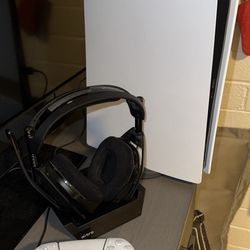 Ps5 And Headphones 
