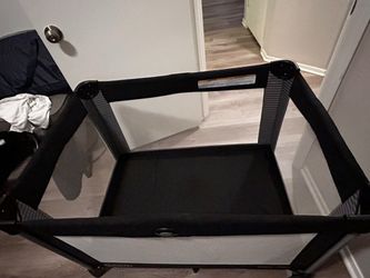 Corralito de bebé nuevo $85