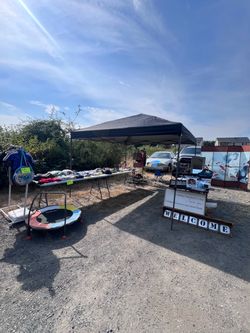 Garage sale TODAY Only
