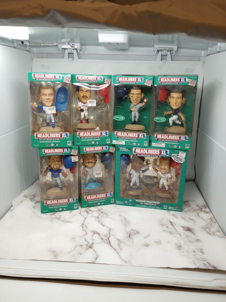 Collectibles Headliners Xl