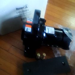 Vibrating sump pump for dump trucks industrial work