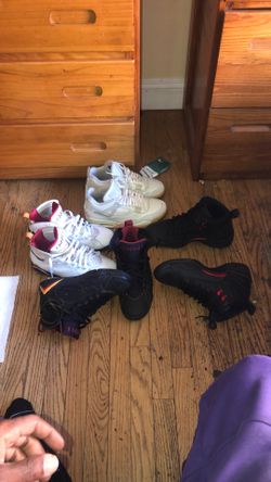 Jordan Retro 4 Pairs Different Sizes
