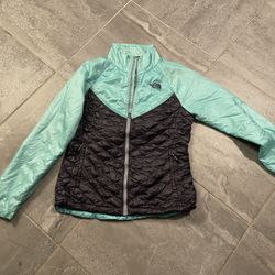 Women North Face Sweater