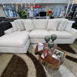 BEIGE SECTIONAL 