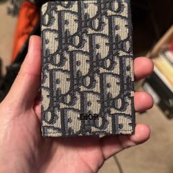 DIOR - vertical bifold card holder/ wallet 