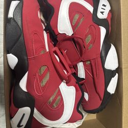 Deion Sanders Size 10