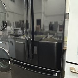 GE 27 cu. ft. French Door Refrigerator