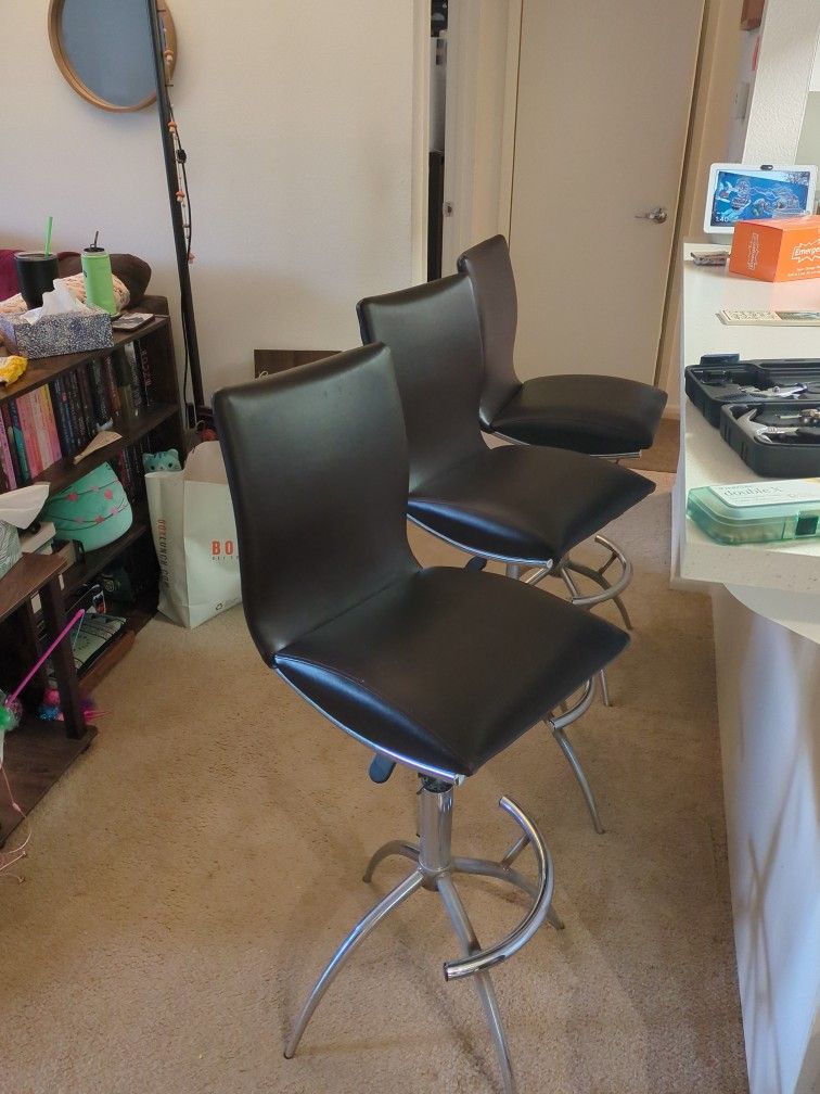3 Adjustable Leather Bar Stools