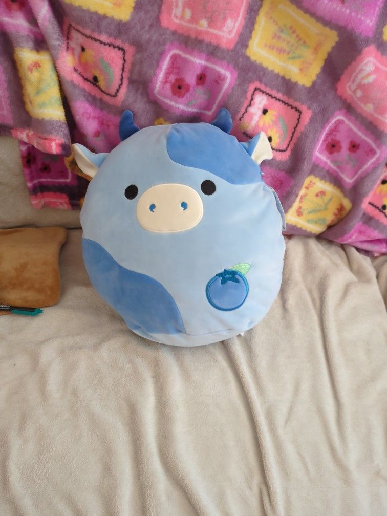 Squish mallow - Blue Blueberry Cow Rutanya