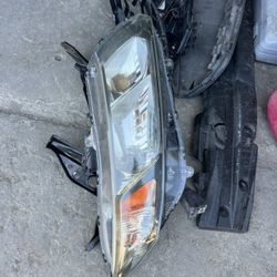 13-15 Honda Civic Right Headlight Part