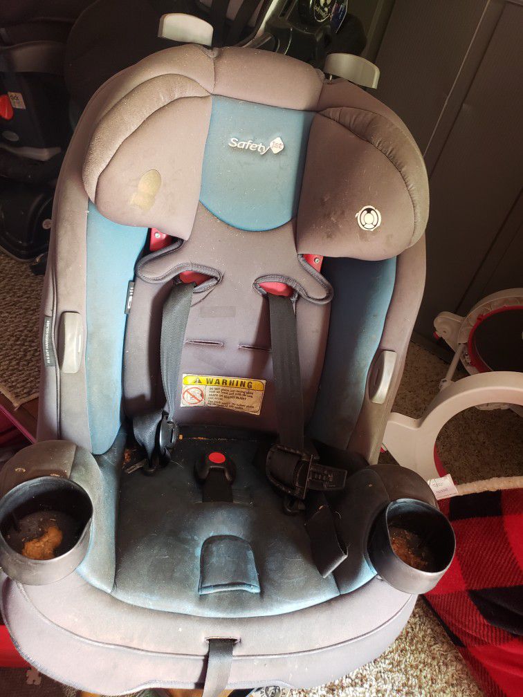 Carseat/ Cover Needs Washing