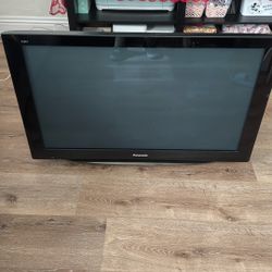 40 Inch Panasonic Tv 