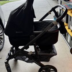 Uppababy Vista with seat height extenders, bassinet, ALL ACCESSORIES