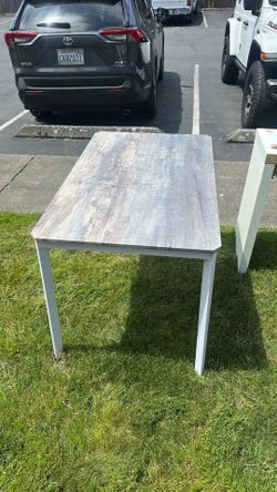 Kitchen table