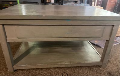 Lift top table
