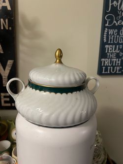 Medium white bowl
