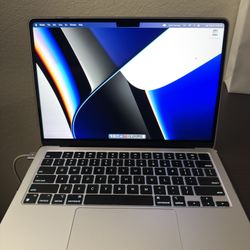 MacBook Air M2 2022