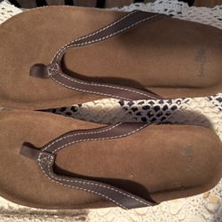 Sanuk Leather Sandal. Women’s Sz 8, Mens Sz 9. Never Worn. Porch Pickup Henderson 