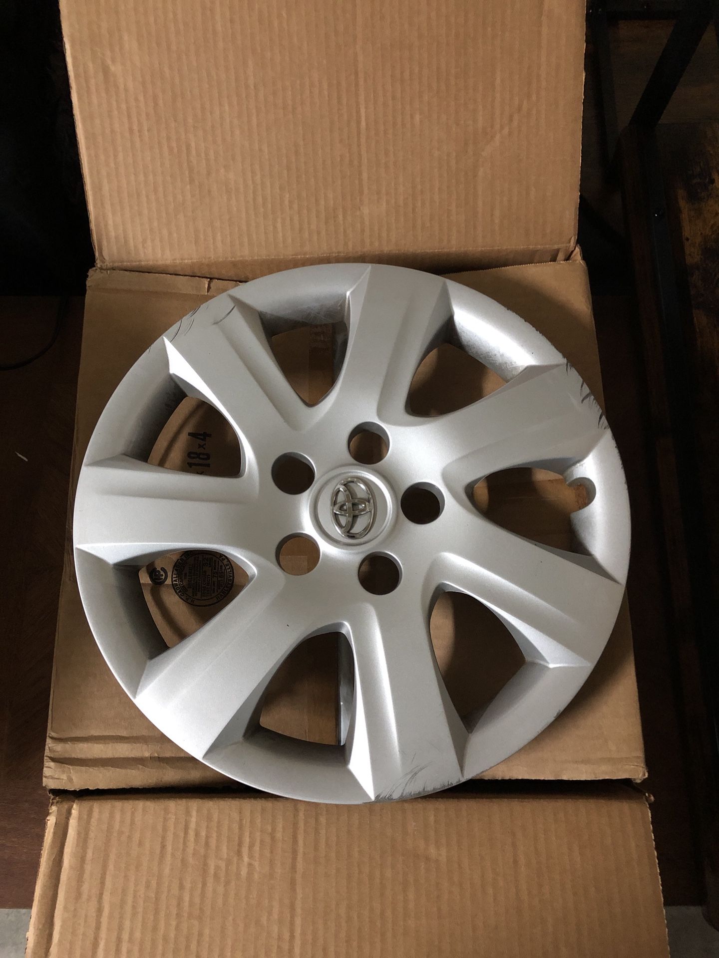 Hub Cap for 2011 Toyota Camry