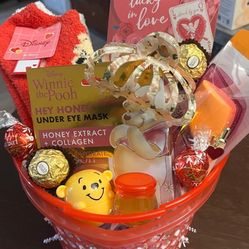 Winnie The Pooh Basket