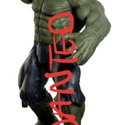 HULK  LIFE  SIZE  STATUE 