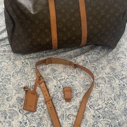 Louis Vuitton Keepall 55 (Made in France V.l. 8906) 