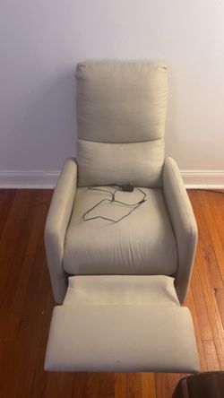 Maternity  rocking  and swings chair