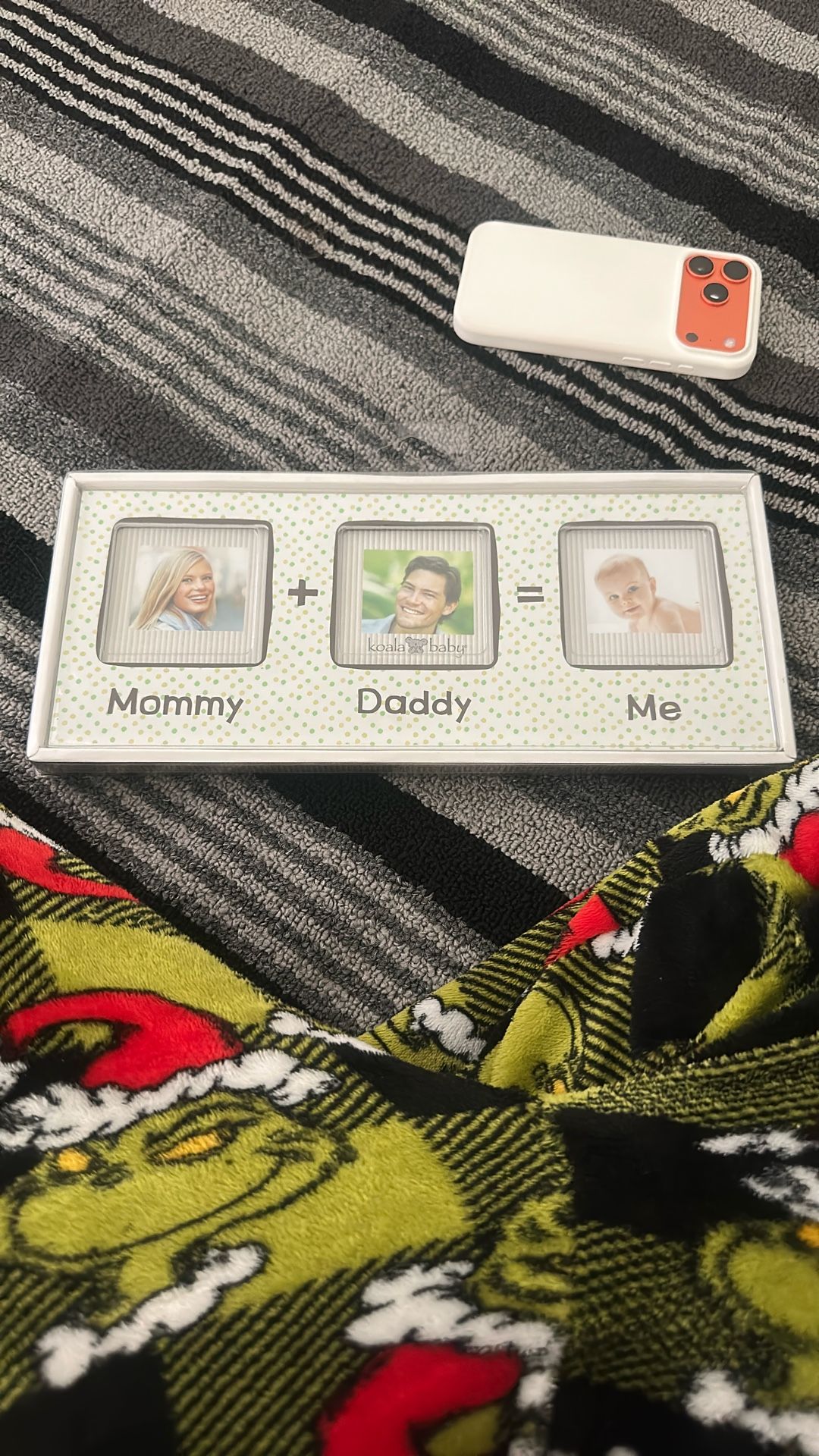 Mommy+ Daddy = Baby Photo Frame  