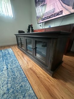 OBO ENTERTAINMENT CENTER TV STAND BLACK