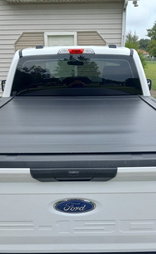 Retrax Retractable Truck Hero Aluminum Bed Cover