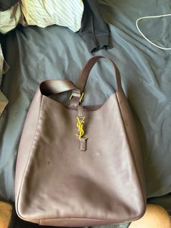 Saint Laurent YSL Le 5 à 7 Hobo Bag