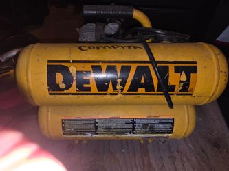 Dewalt compressor D55151 4 gal 2  Hp