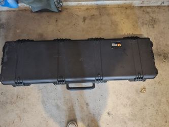 Pelican iM3300 Storm Rifle Case – Hard Case with Foam