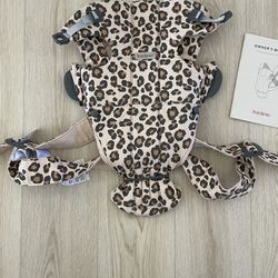Baby Bjorn Baby Carrier Mini Leopard