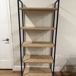 Bookshelf 
